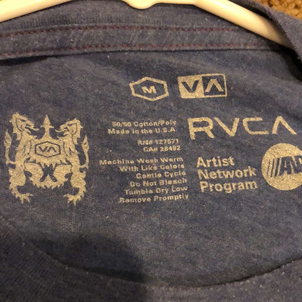 👕 T Shirt by RVCA - Picture 5 of 8